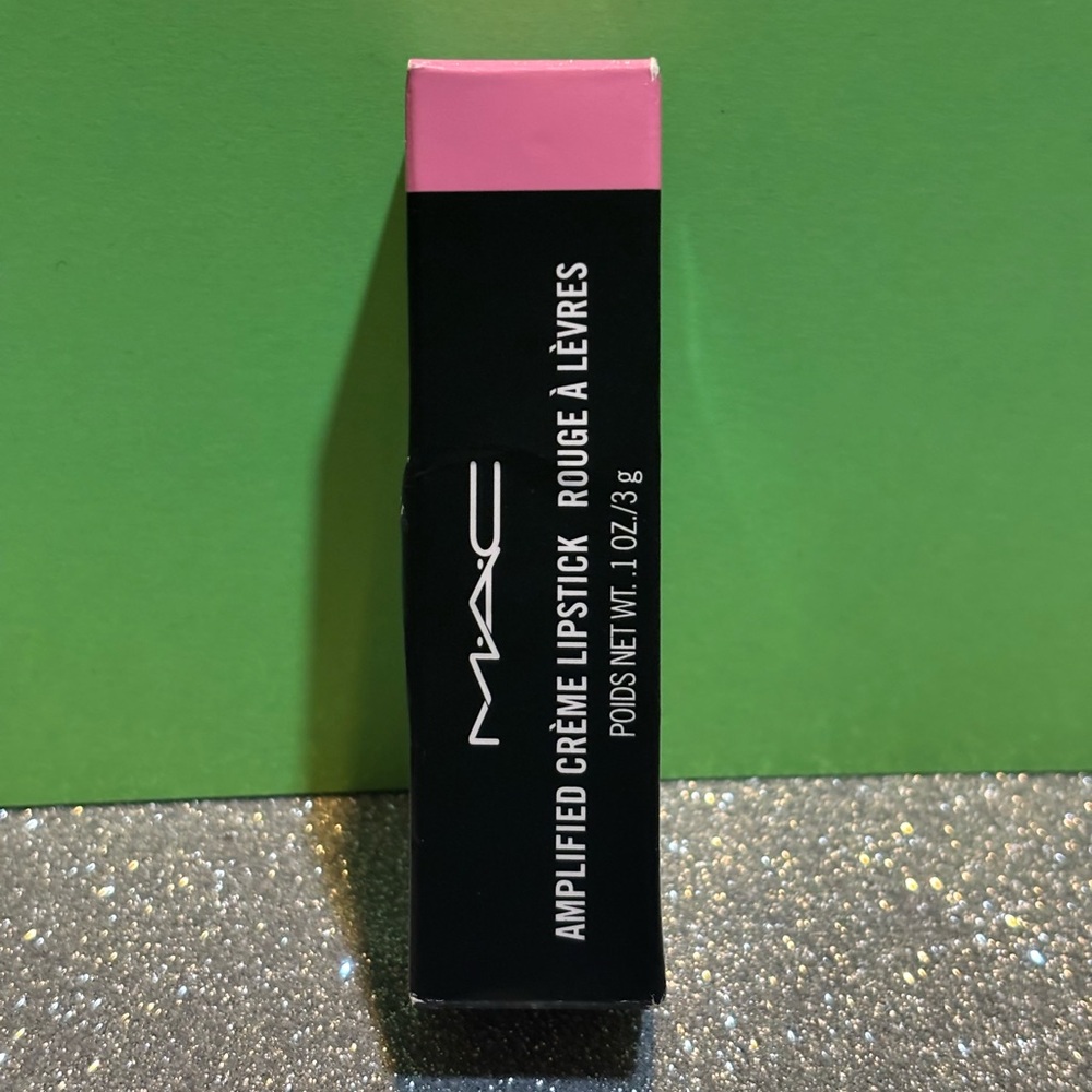 BNIB! MAC Amplified Crème Lipstick in SAINT GERMAIN 117 💄💖 - Picture 5 of 8
